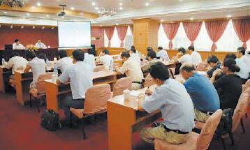 公司召開“奮戰100天，完成全年目標”為主題的干部會議